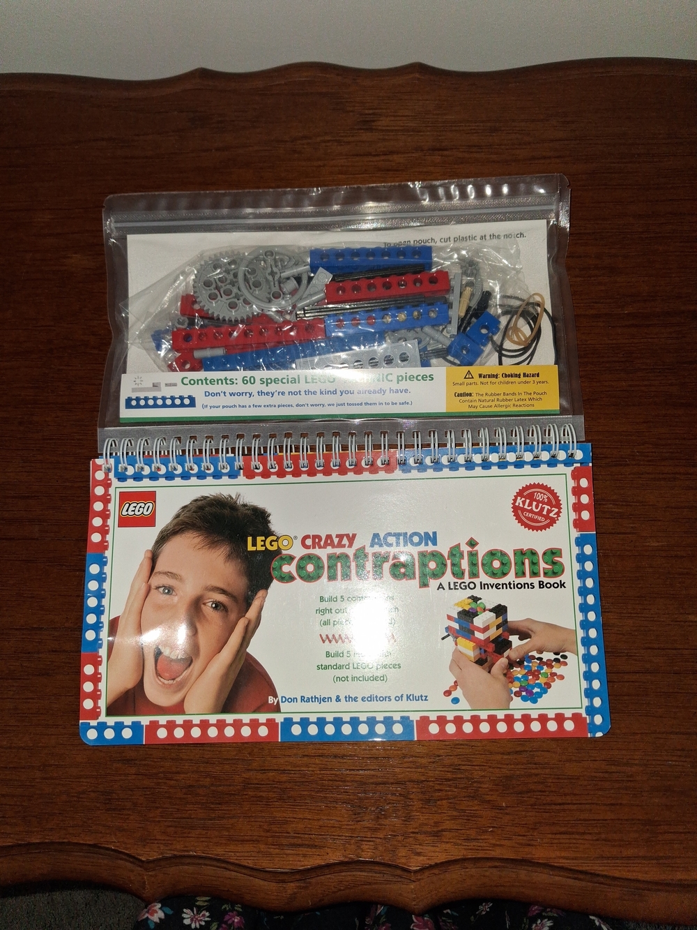 Lego Crazy Action Contraptions Book with Blue and Red Elements